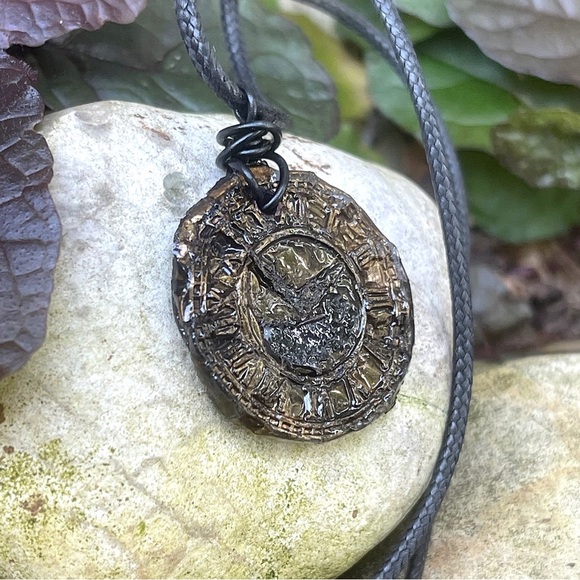 5 For $25💫Wicked Meltdown Steampunk Clock Pendant Necklace - Picture 8 of 9